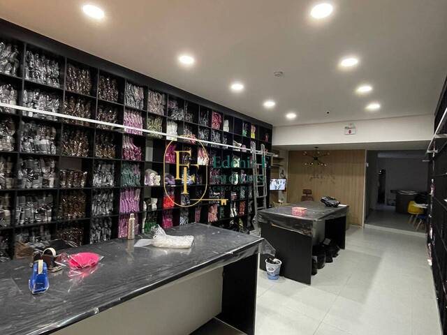 Galpão para Venda em São Paulo - 2