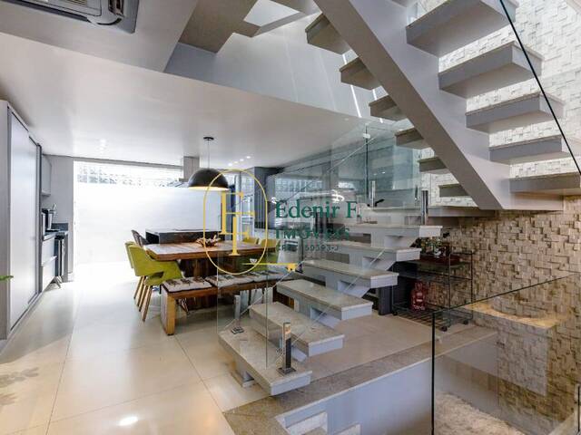 Sobrado para Venda em São Paulo - 2