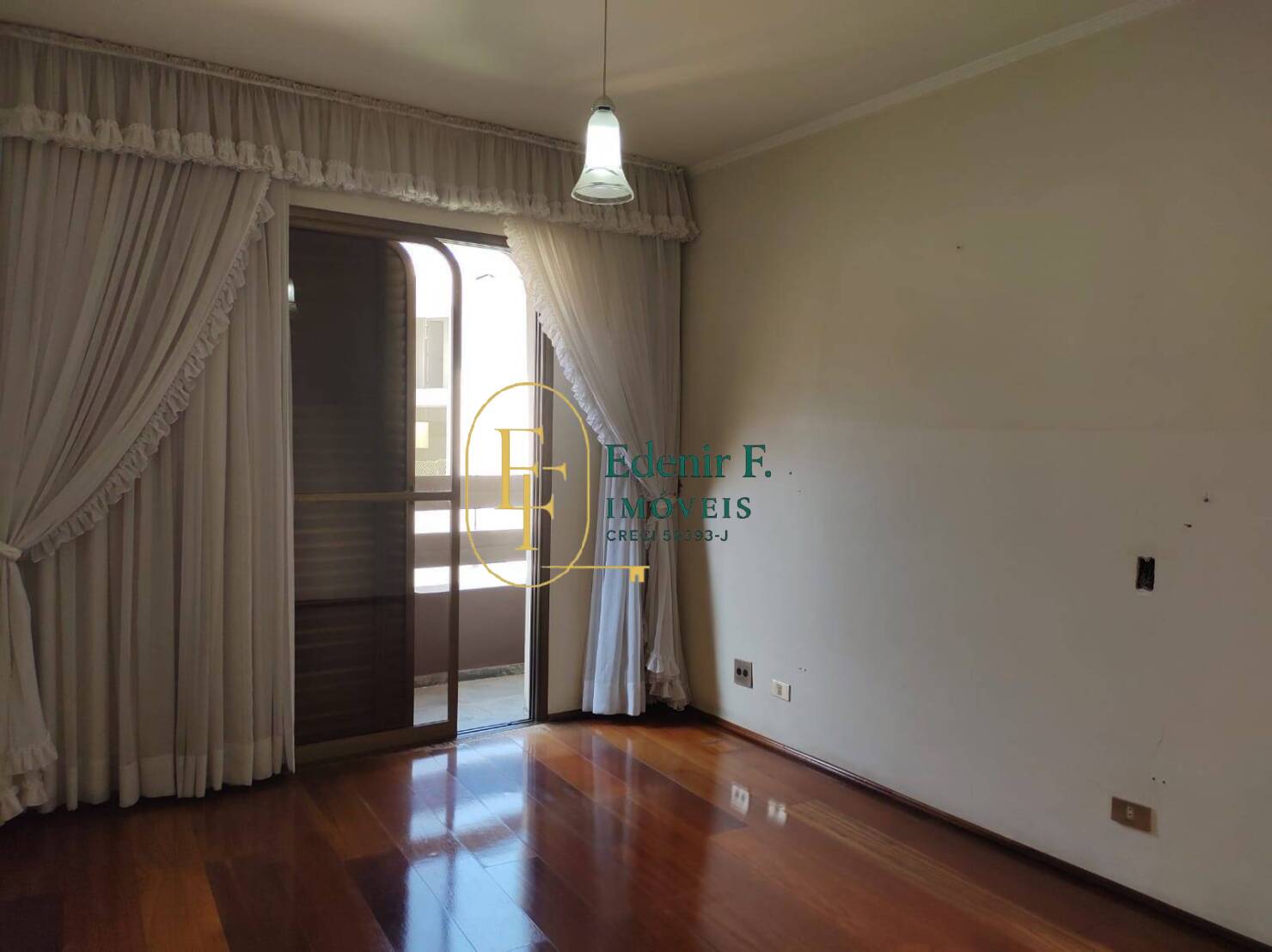 Apartamento, 4 quartos, 221 m² - Foto 2