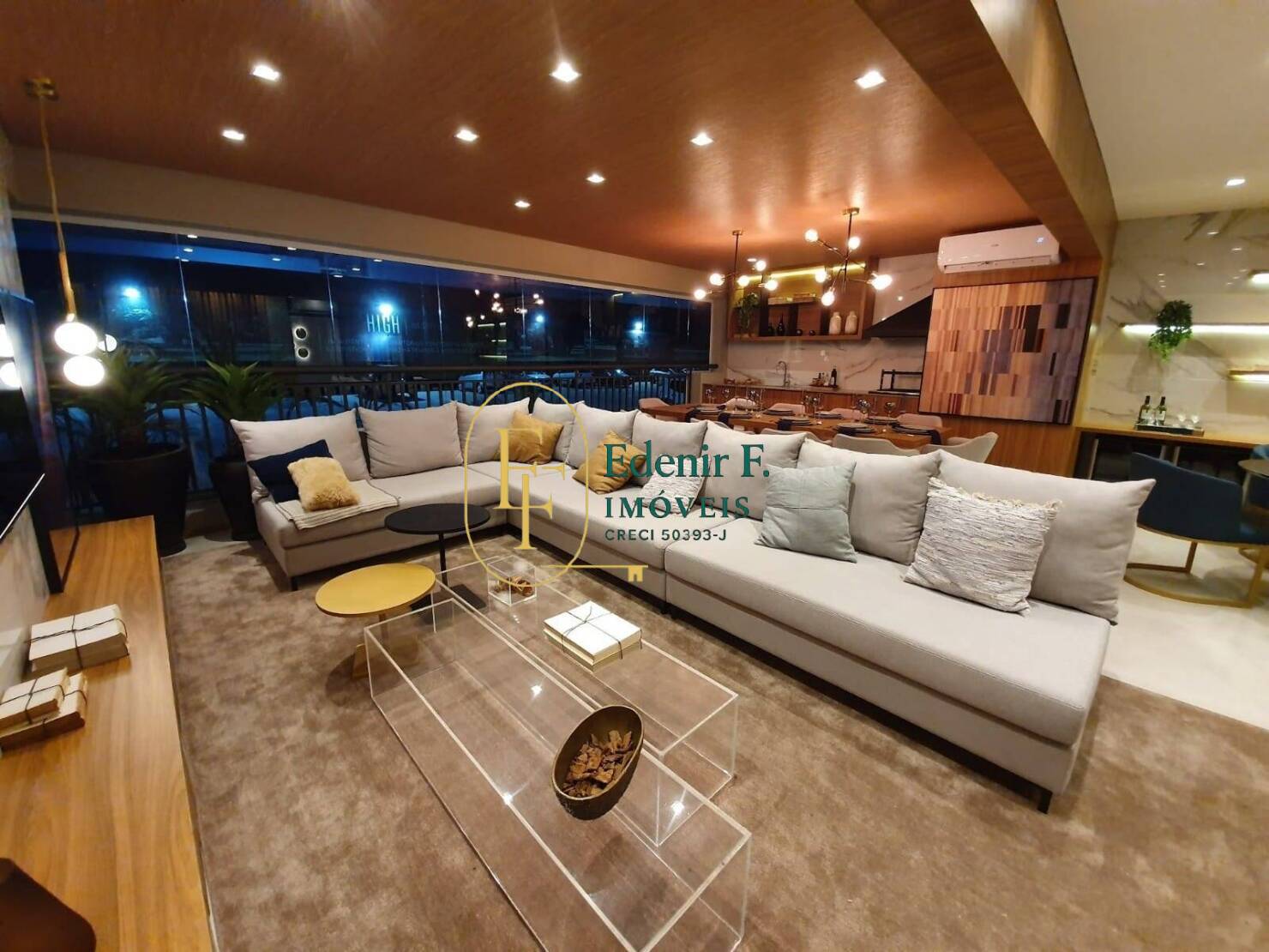 Apartamento, 3 quartos, 159 m² - Foto 1