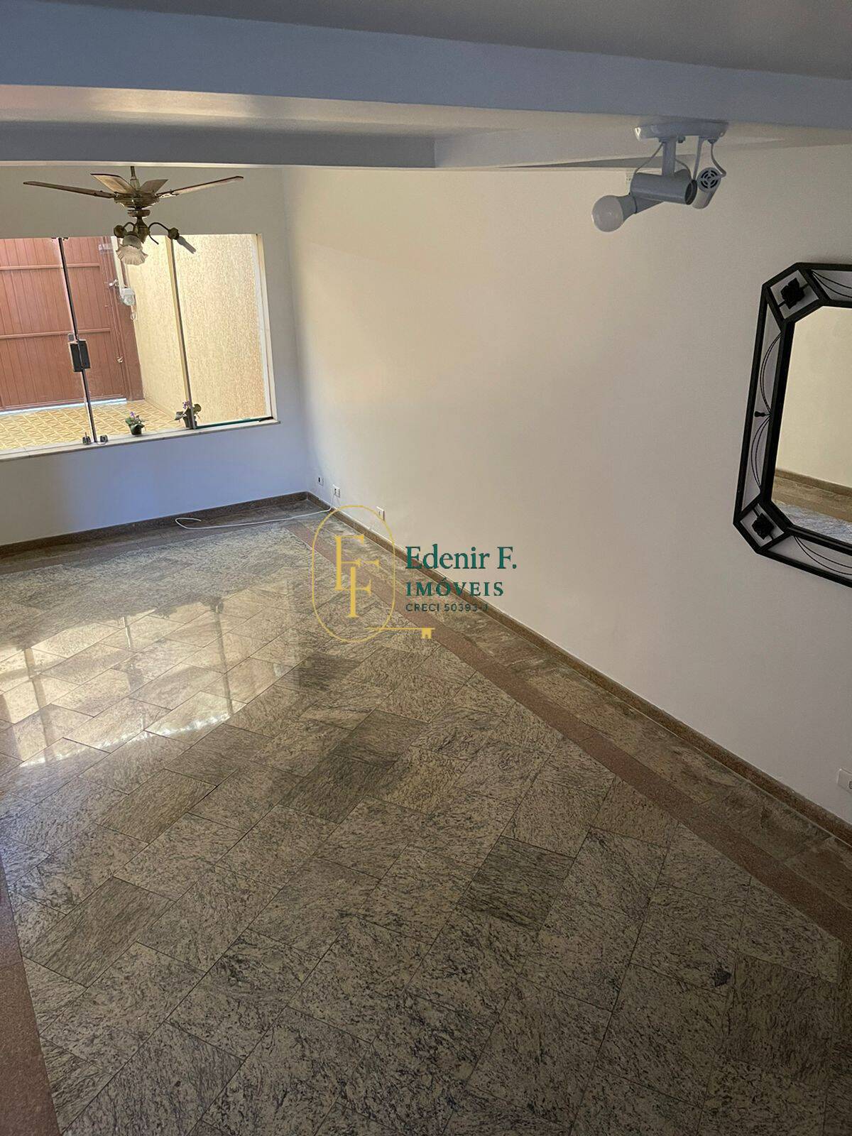 Casa, 3 quartos, 265 m² - Foto 25