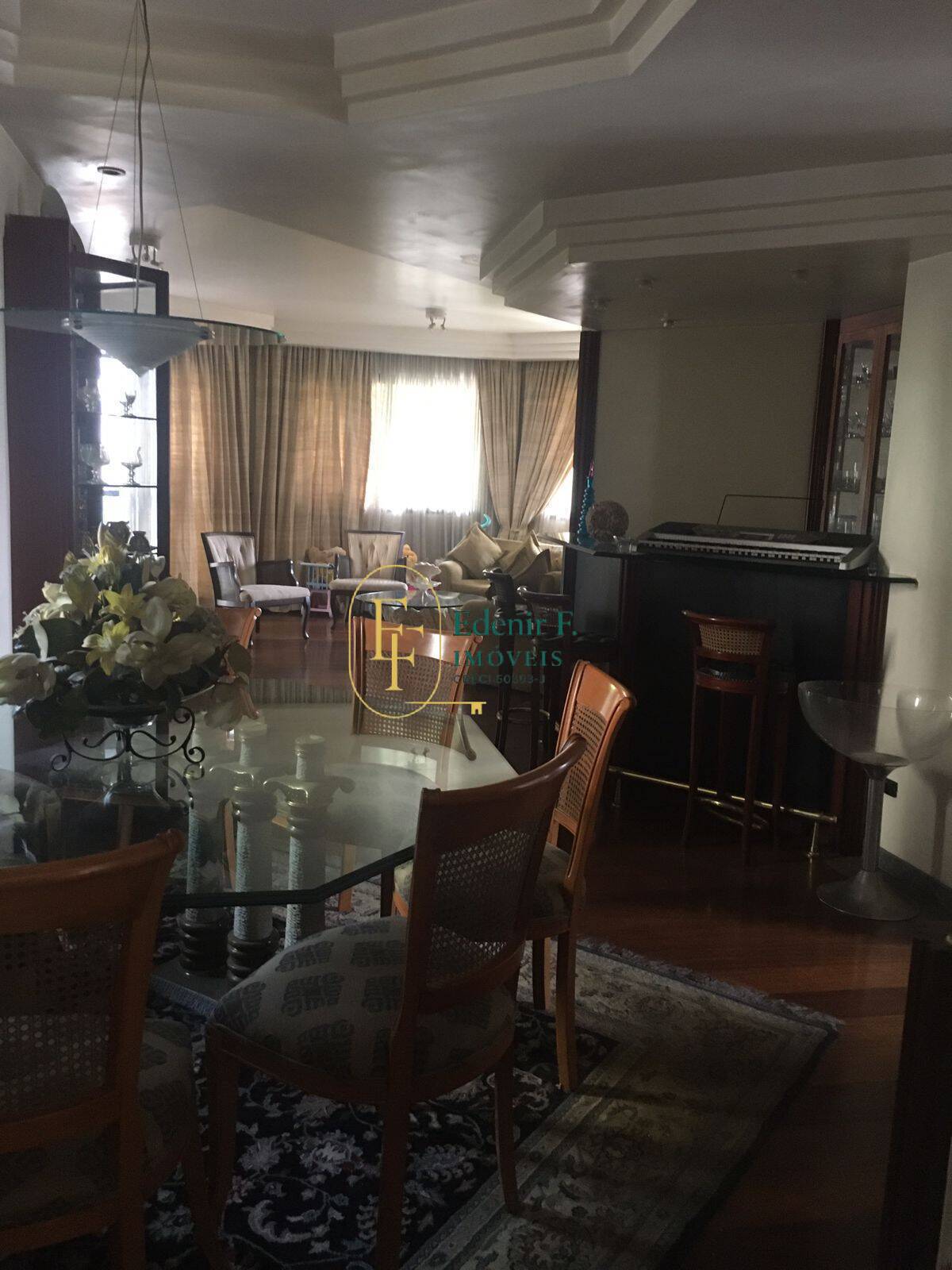 Apartamento, 4 quartos, 184 m² - Foto 1