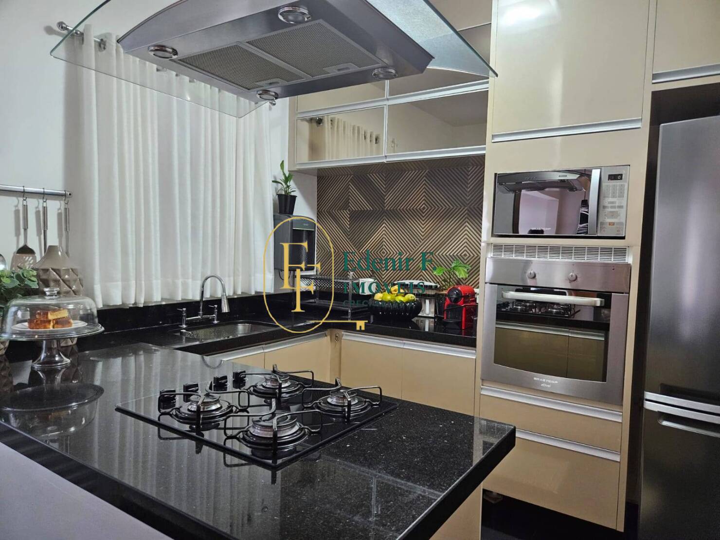 Sobrado, 3 quartos, 238 m² - Foto 14