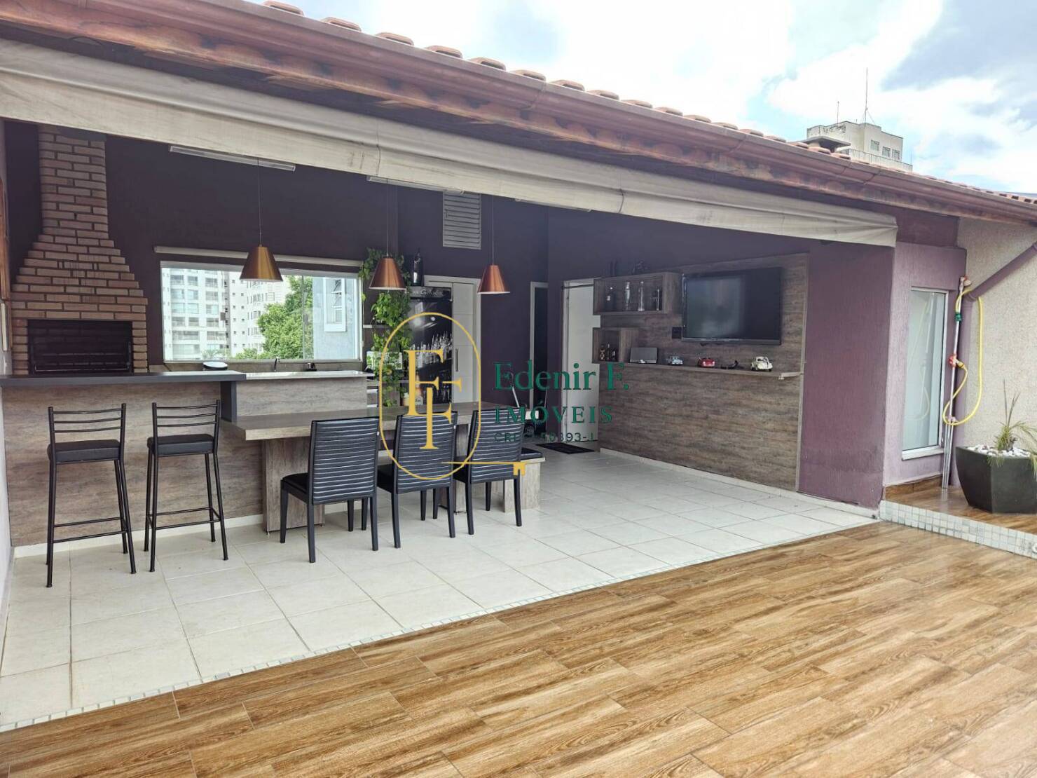 Sobrado, 3 quartos, 238 m² - Foto 2