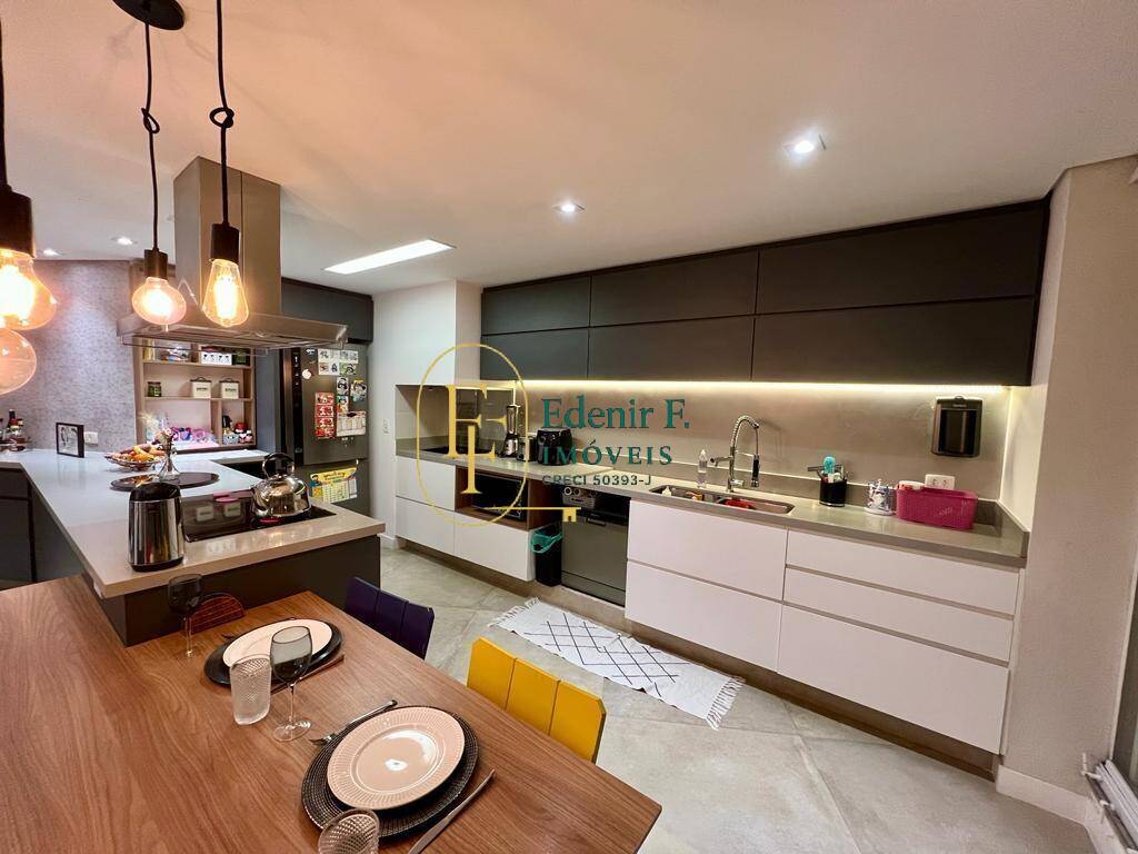 Apartamento, 3 quartos, 122 m² - Foto 2