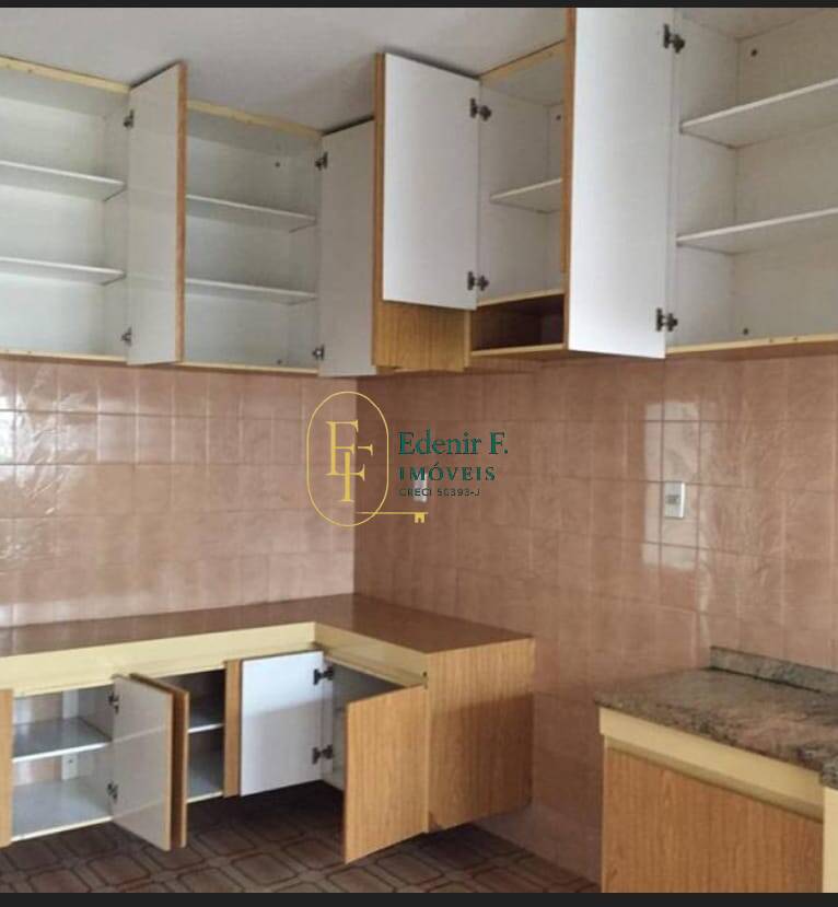 Casa, 3 quartos, 134 m² - Foto 2