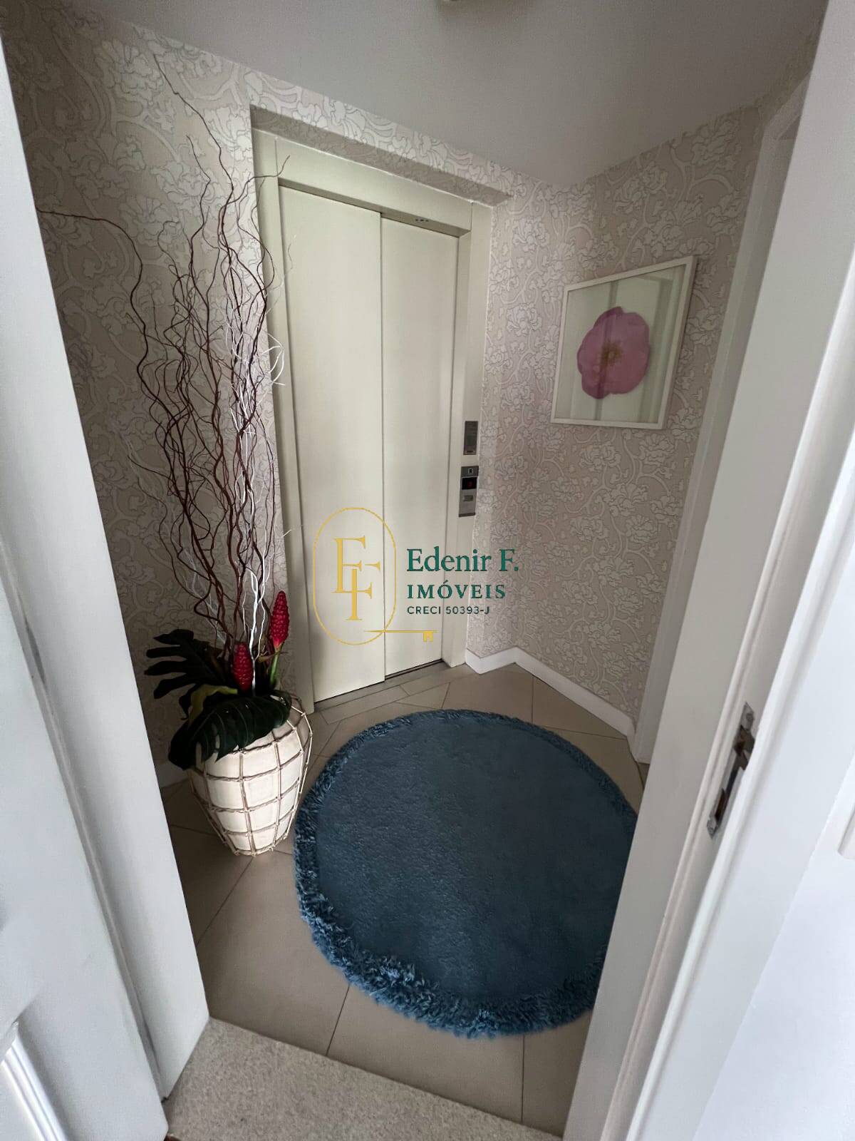 Apartamento, 3 quartos, 126 m² - Foto 1