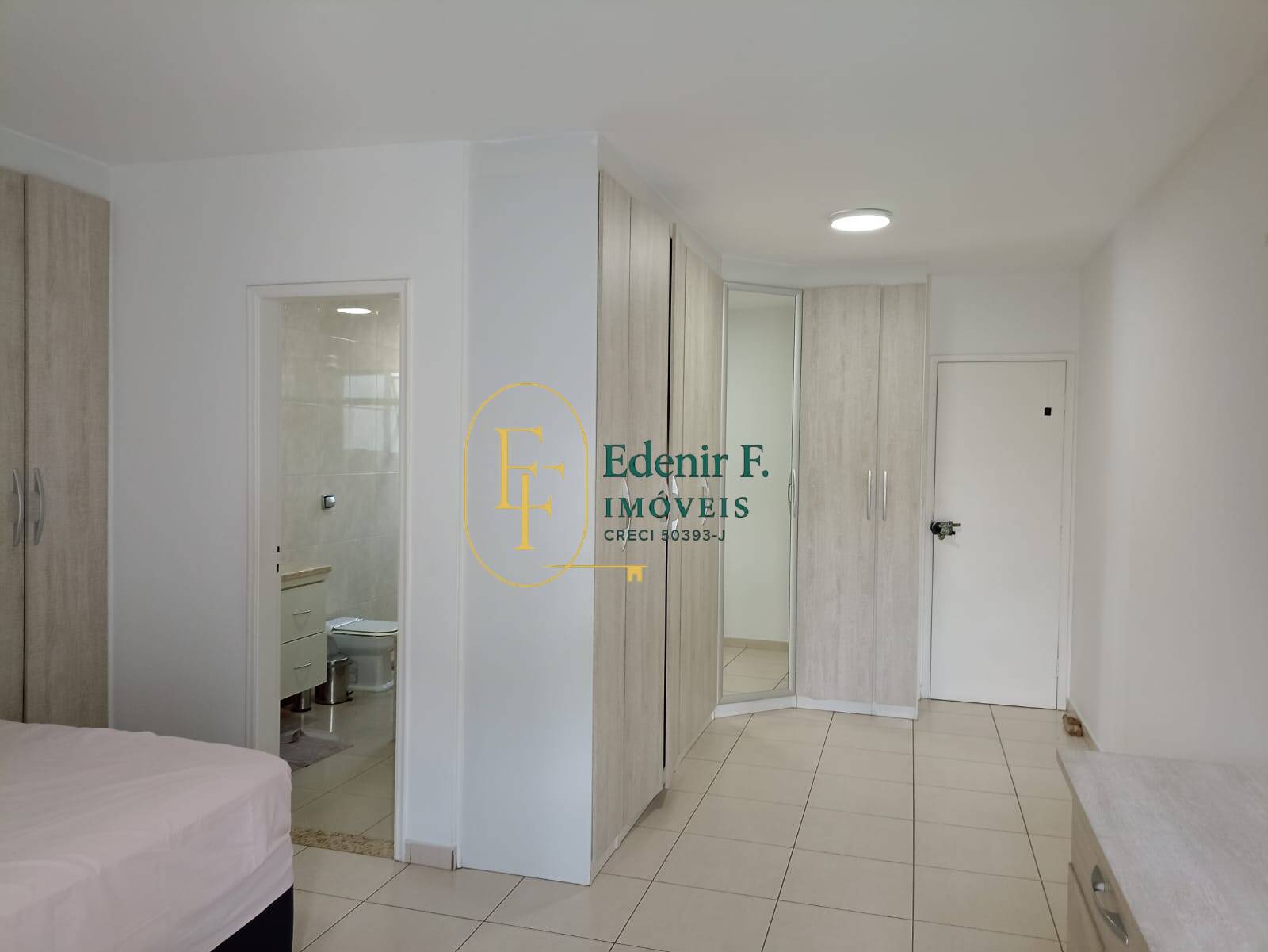 Casa, 3 quartos, 208 m² - Foto 2