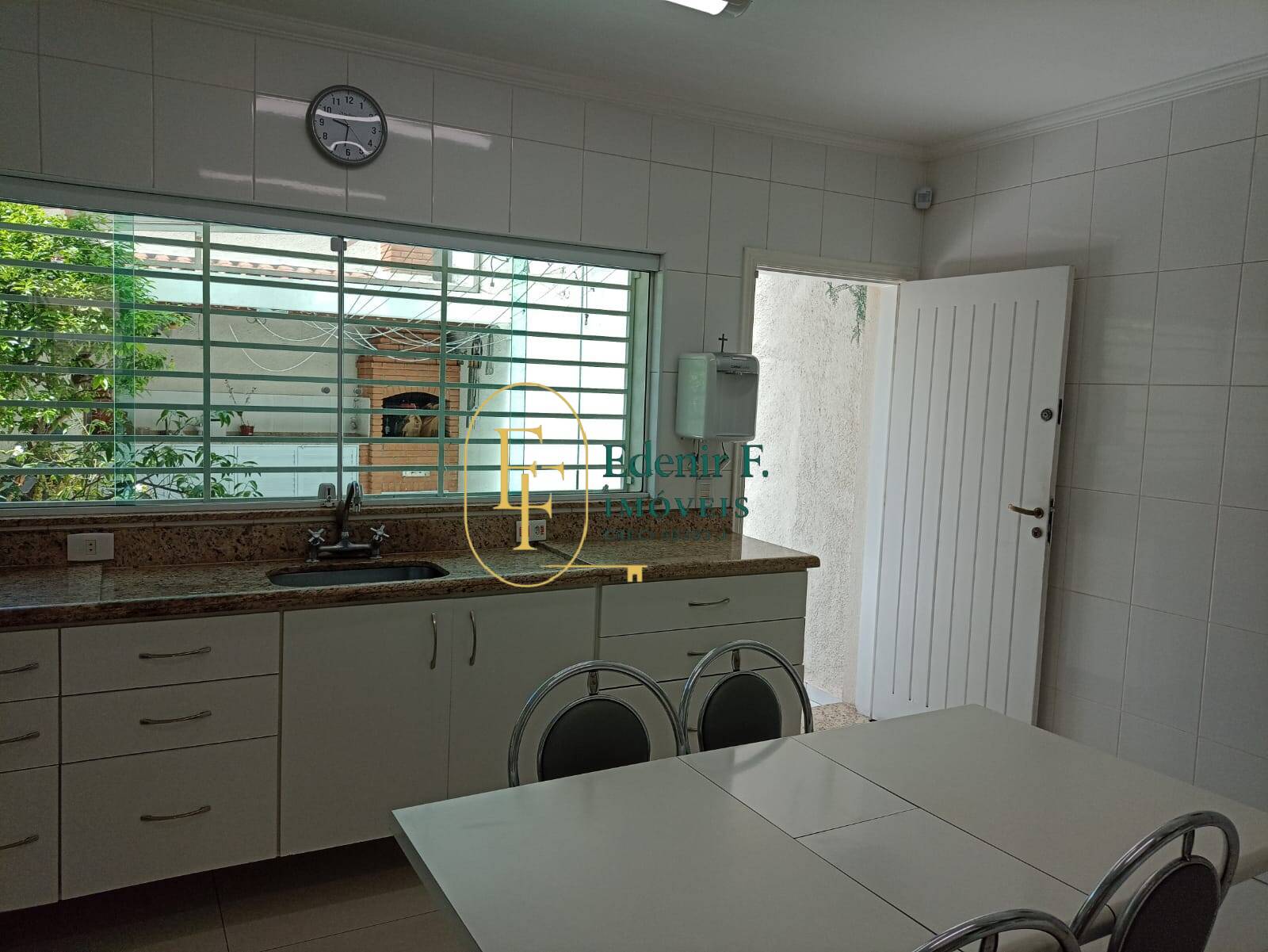 Casa, 3 quartos, 208 m² - Foto 36