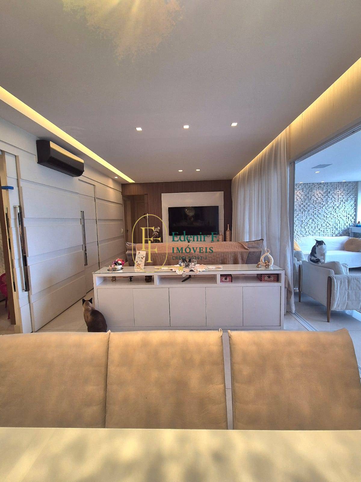 Apartamento, 3 quartos, 135 m² - Foto 1