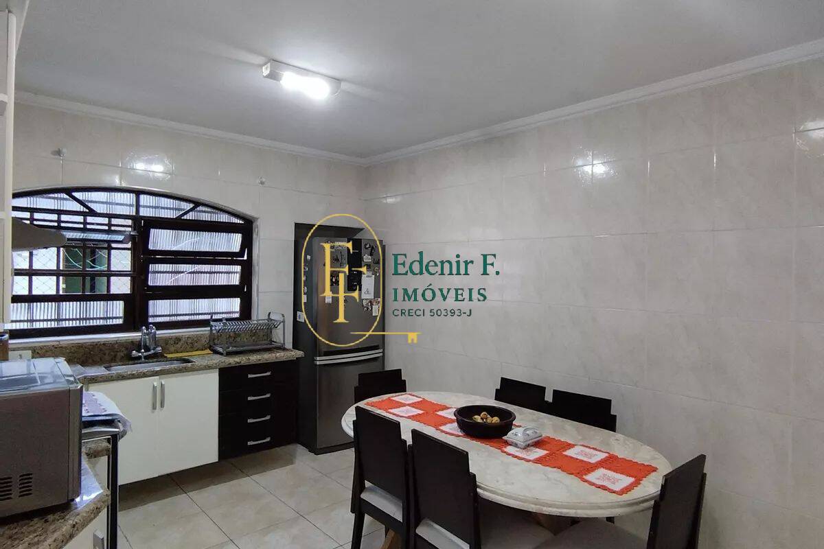 Casa, 3 quartos, 324 m² - Foto 9