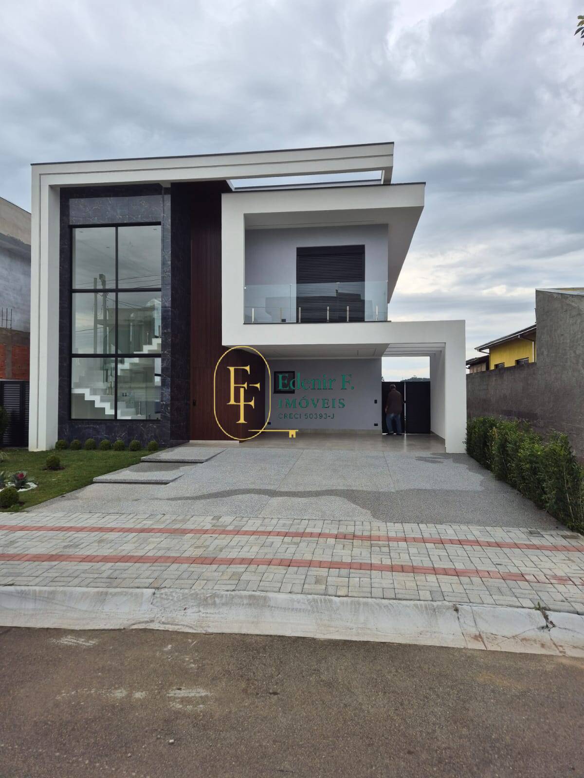 Casa, 4 quartos, 260 m² - Foto 2