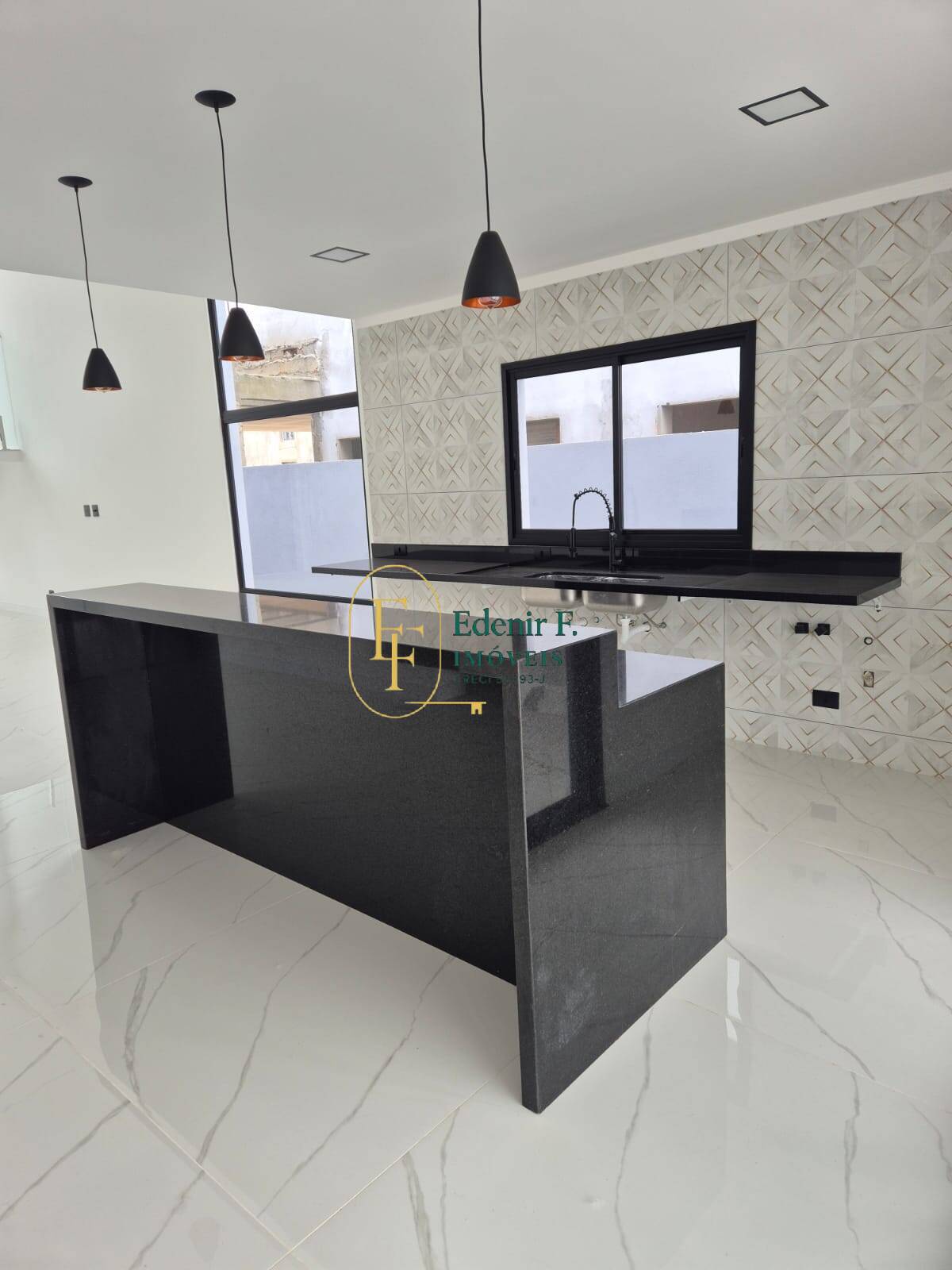 Casa, 4 quartos, 260 m² - Foto 11
