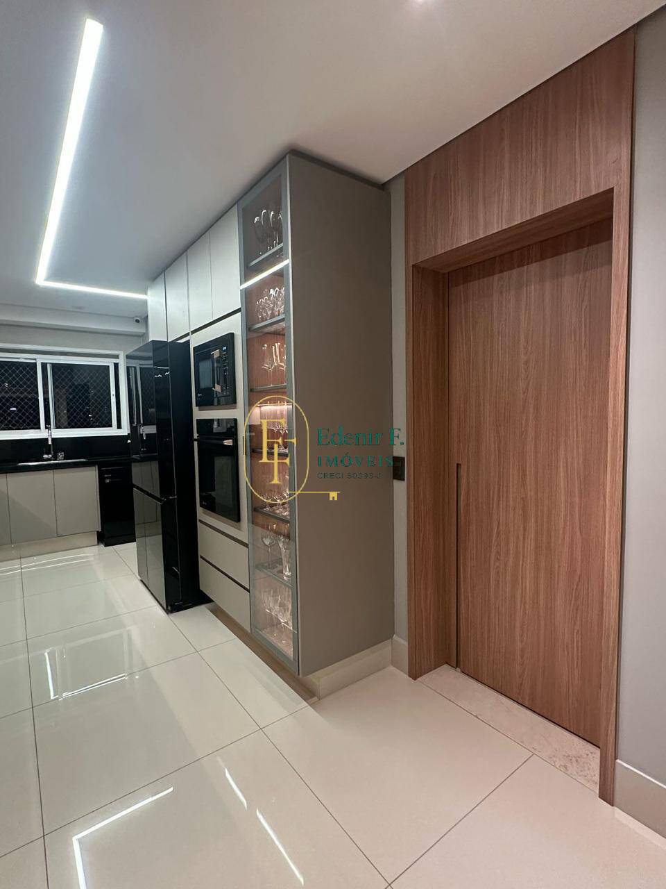 Apartamento, 3 quartos, 202 m² - Foto 9