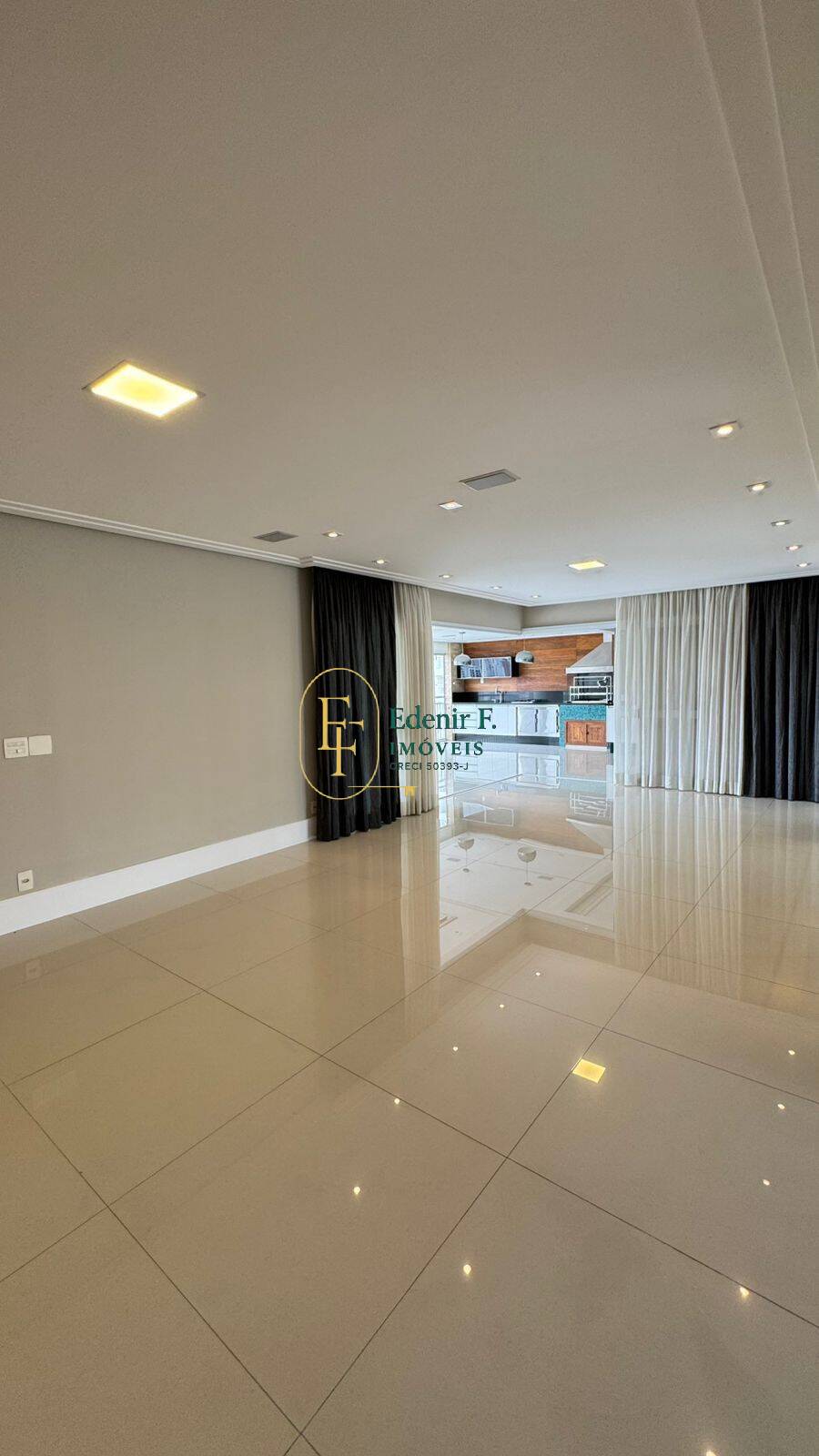 Apartamento, 4 quartos, 242 m² - Foto 6