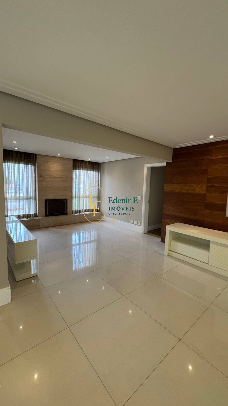 Apartamento, 4 quartos, 242 m² - Foto 1