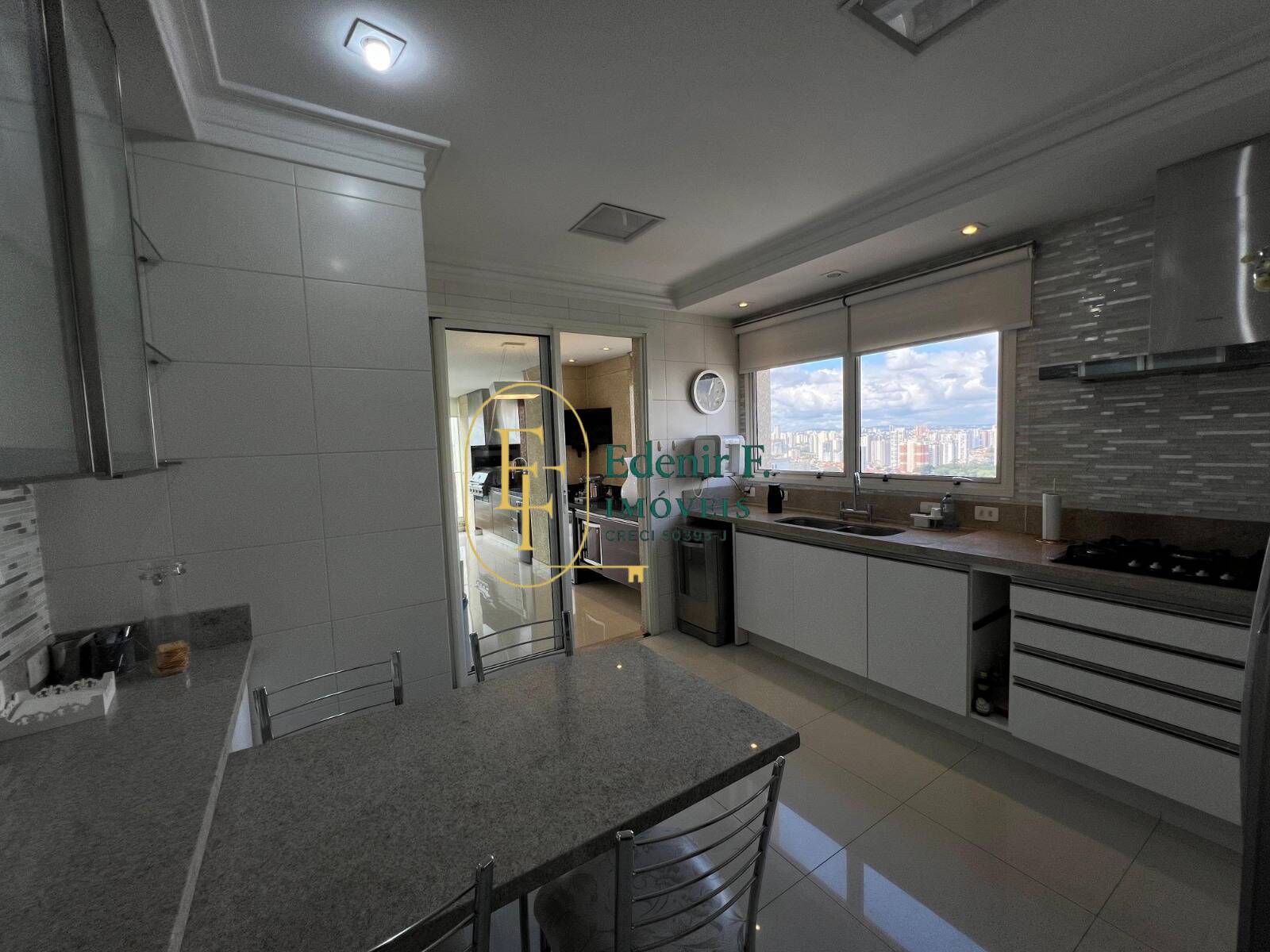 Apartamento, 4 quartos, 250 m² - Foto 23