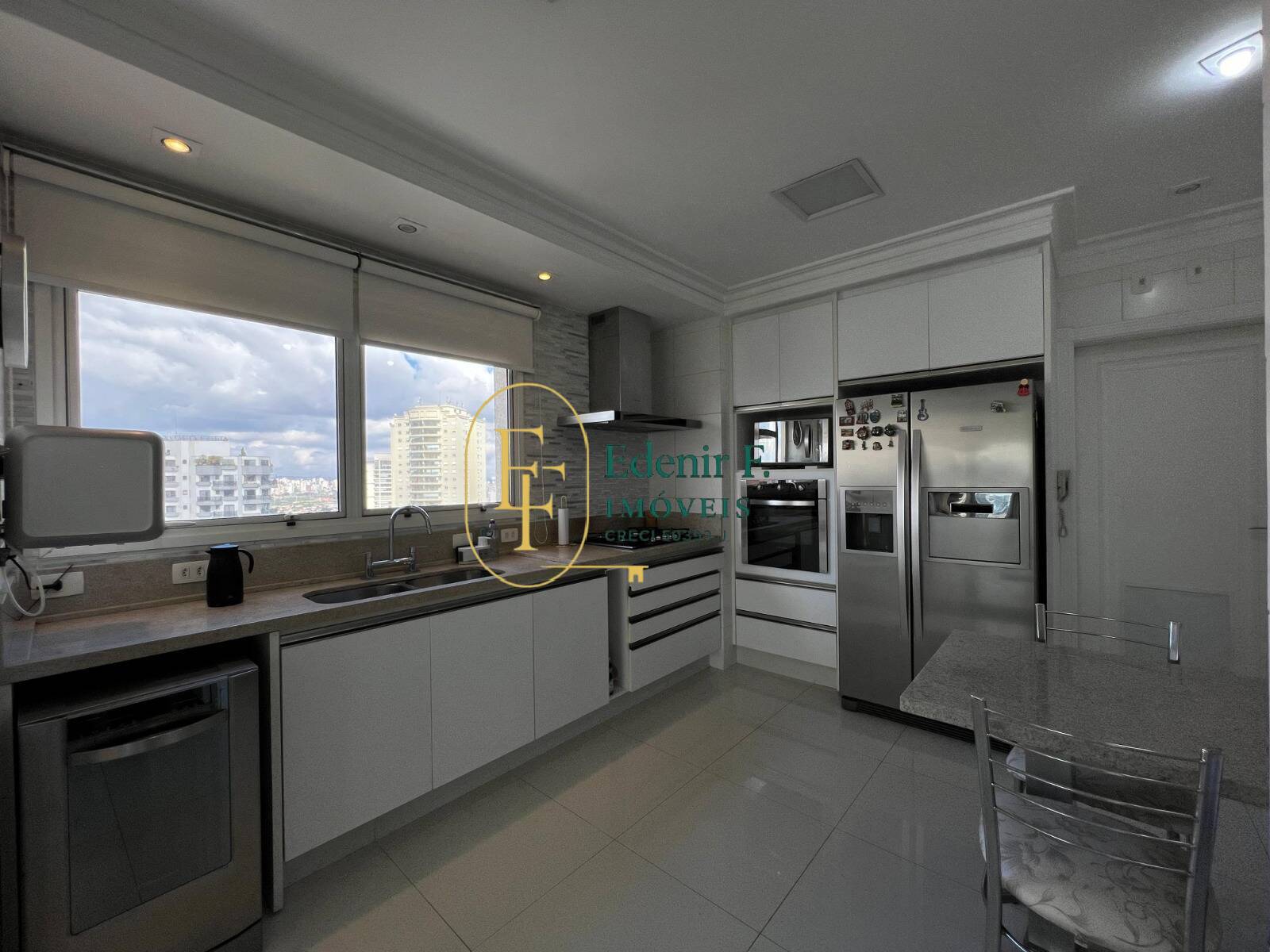Apartamento, 4 quartos, 250 m² - Foto 25
