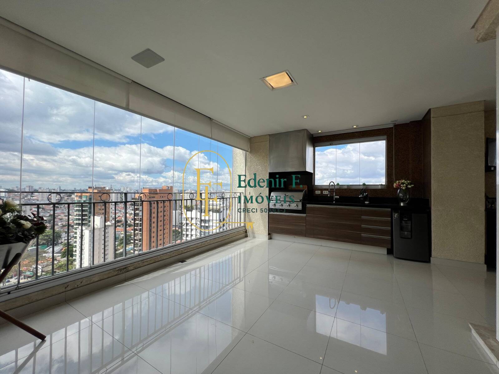 Apartamento, 4 quartos, 250 m² - Foto 2