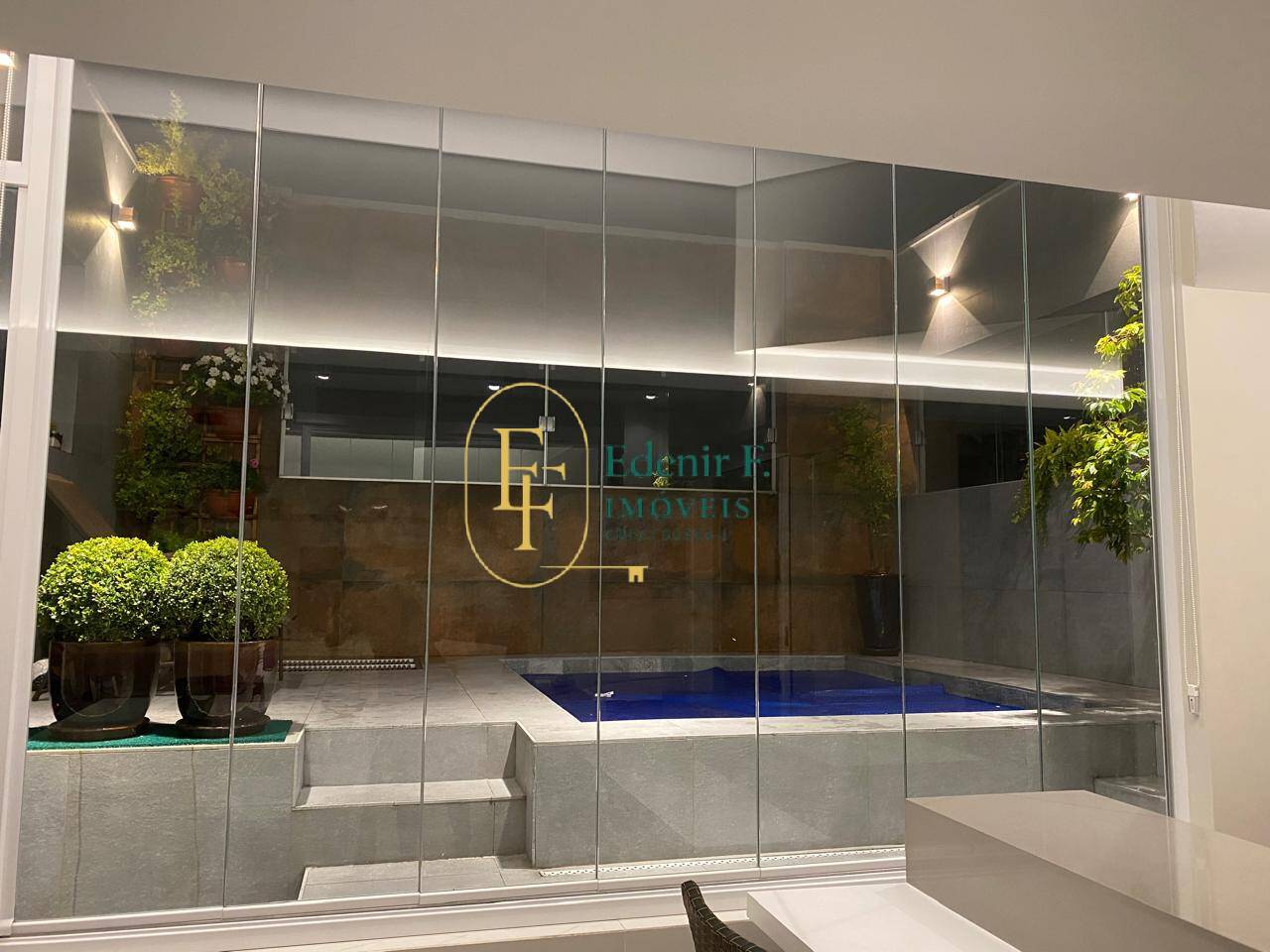 Cobertura, 3 quartos, 170 m² - Foto 1