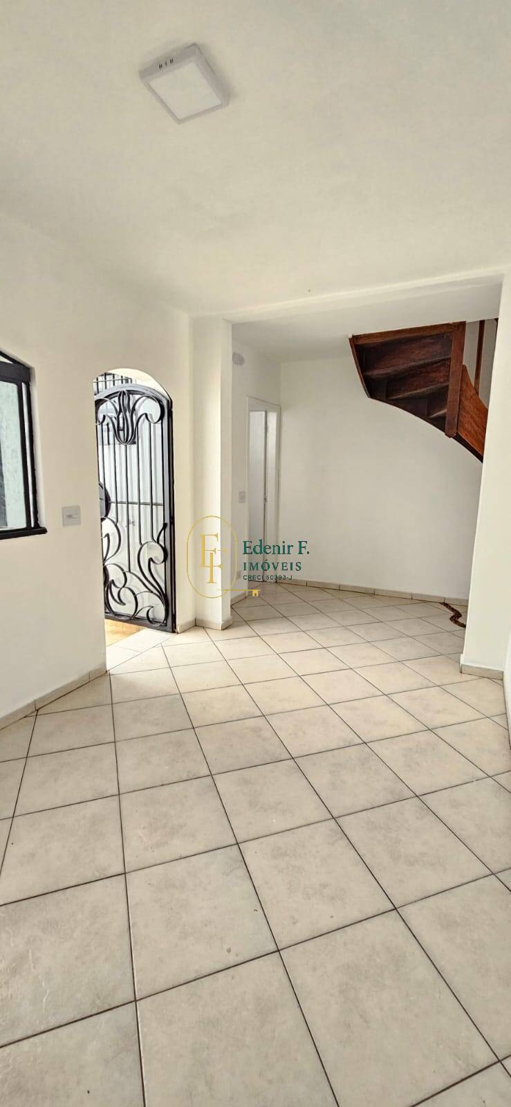 Sobrado, 2 quartos, 100 m² - Foto 1