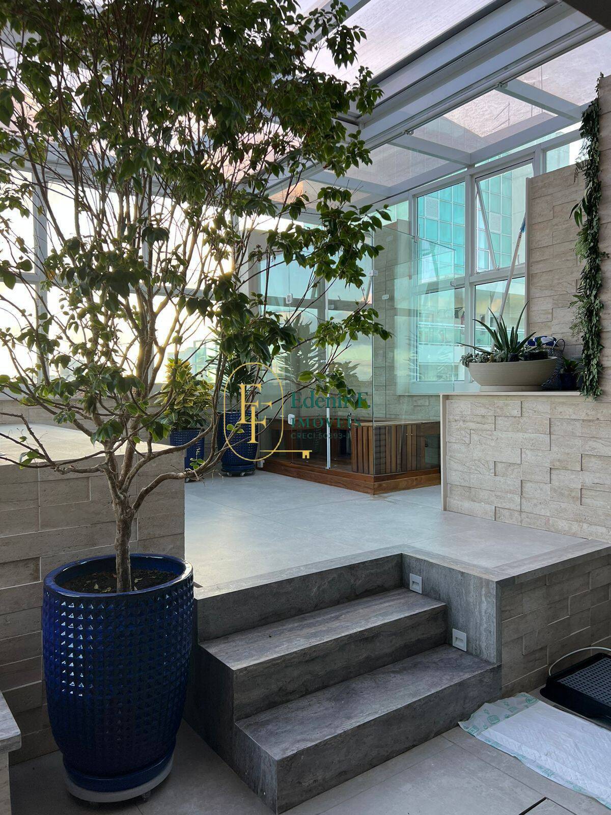 Cobertura, 4 quartos, 340 m² - Foto 2