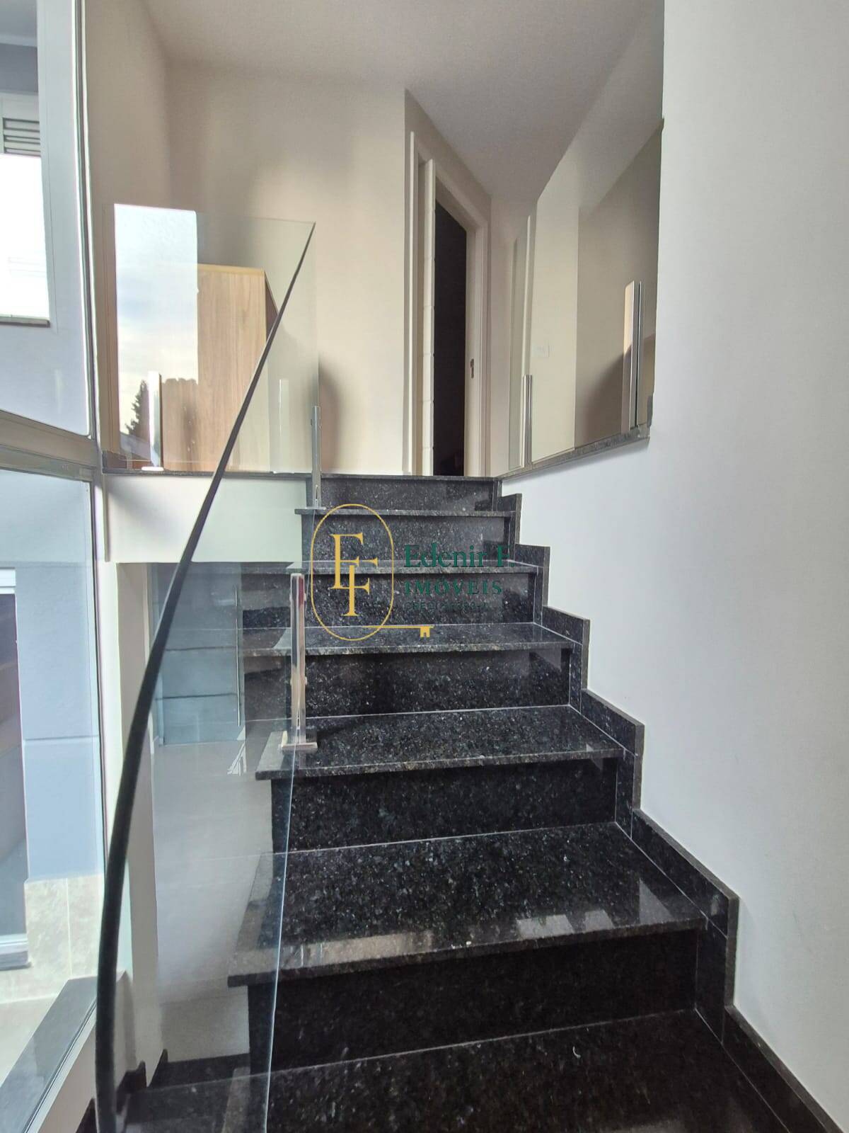 Sobrado, 6 quartos, 390 m² - Foto 41