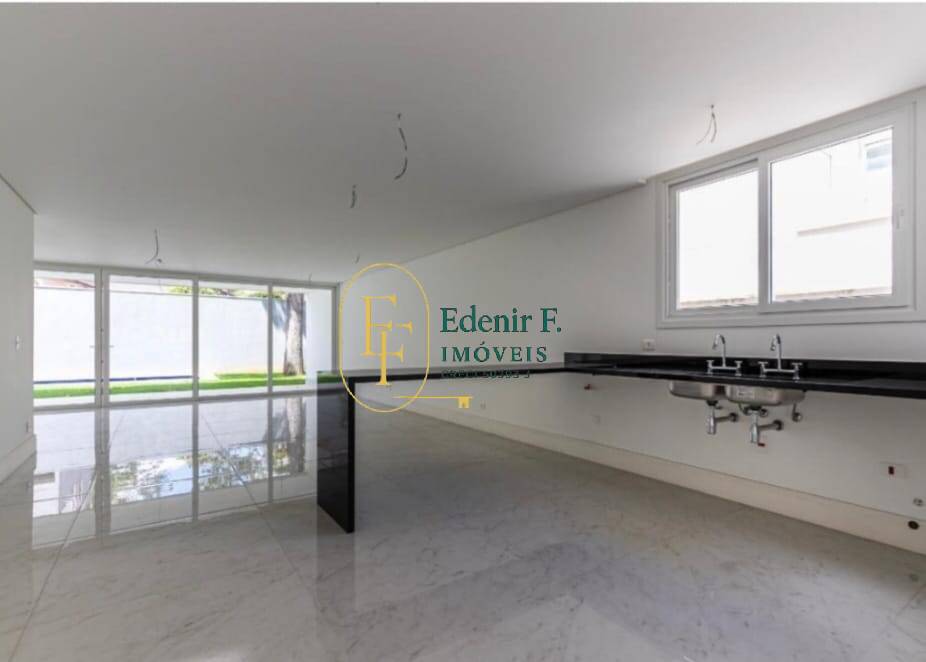 Casa, 4 quartos, 525 m² - Foto 1