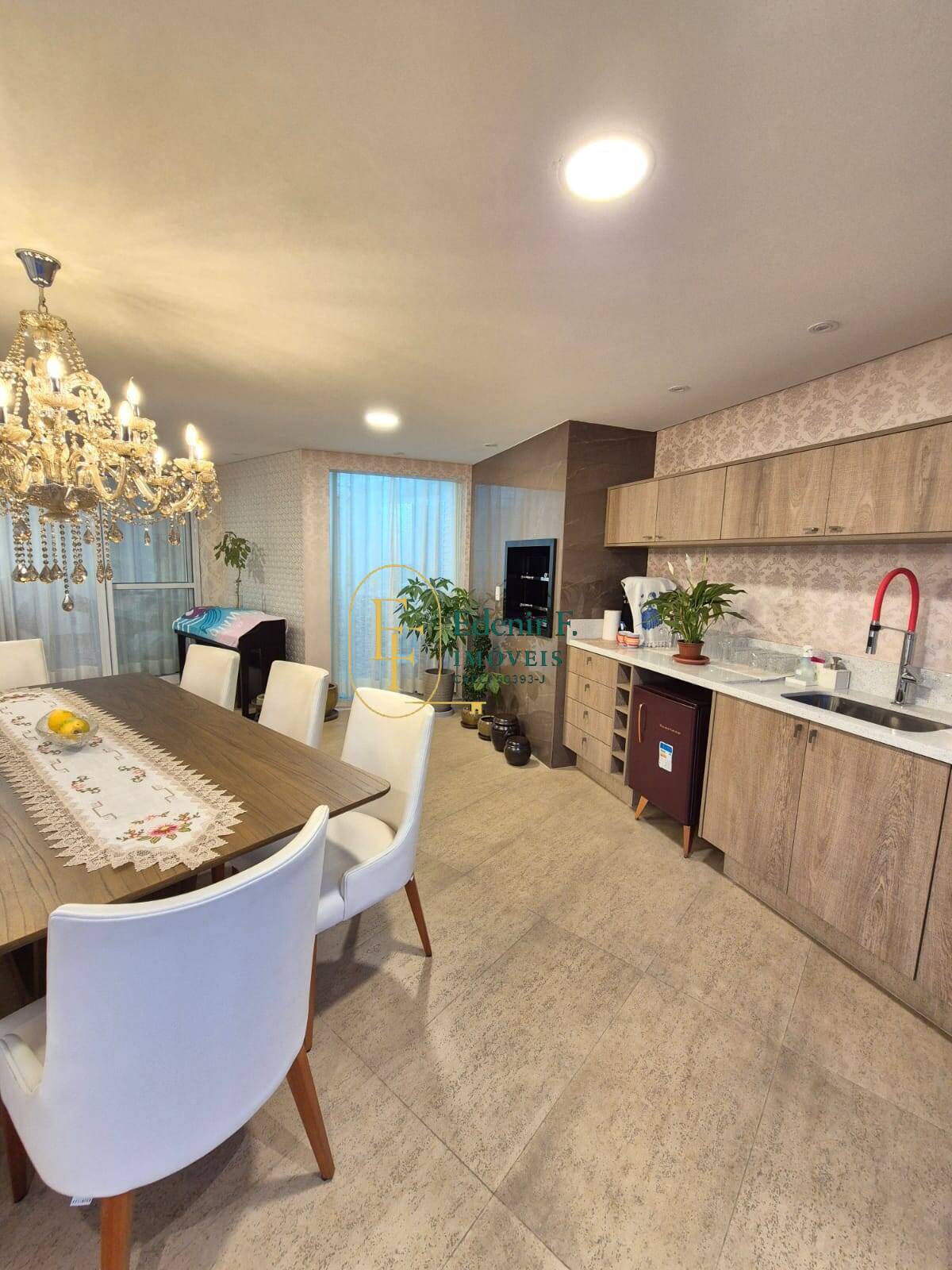 Apartamento, 3 quartos, 122 m² - Foto 2