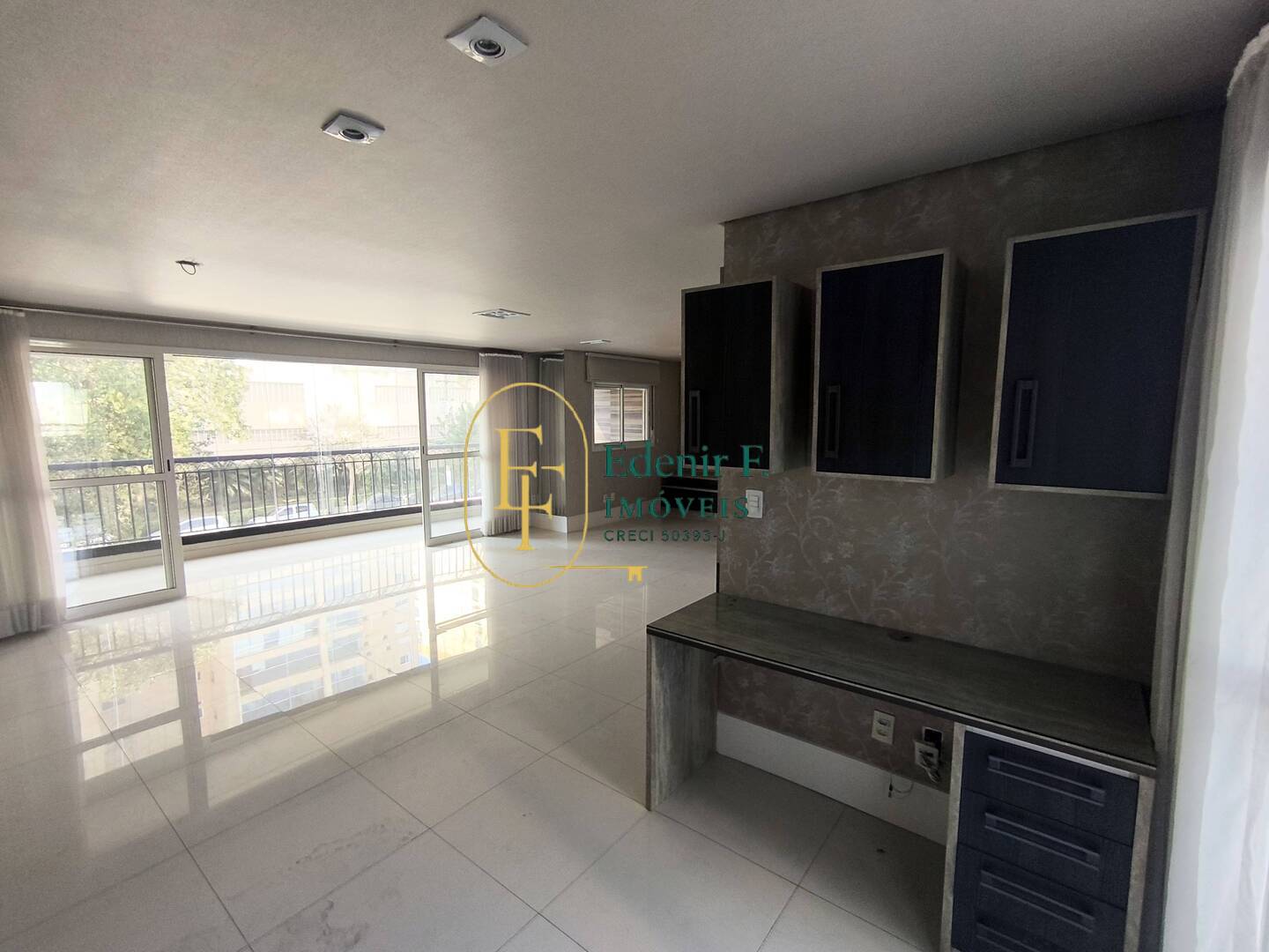 Apartamento, 3 quartos, 156 m² - Foto 2