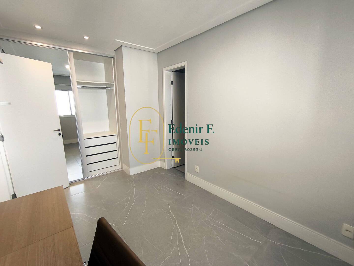 Cobertura, 3 quartos, 215 m² - Foto 15