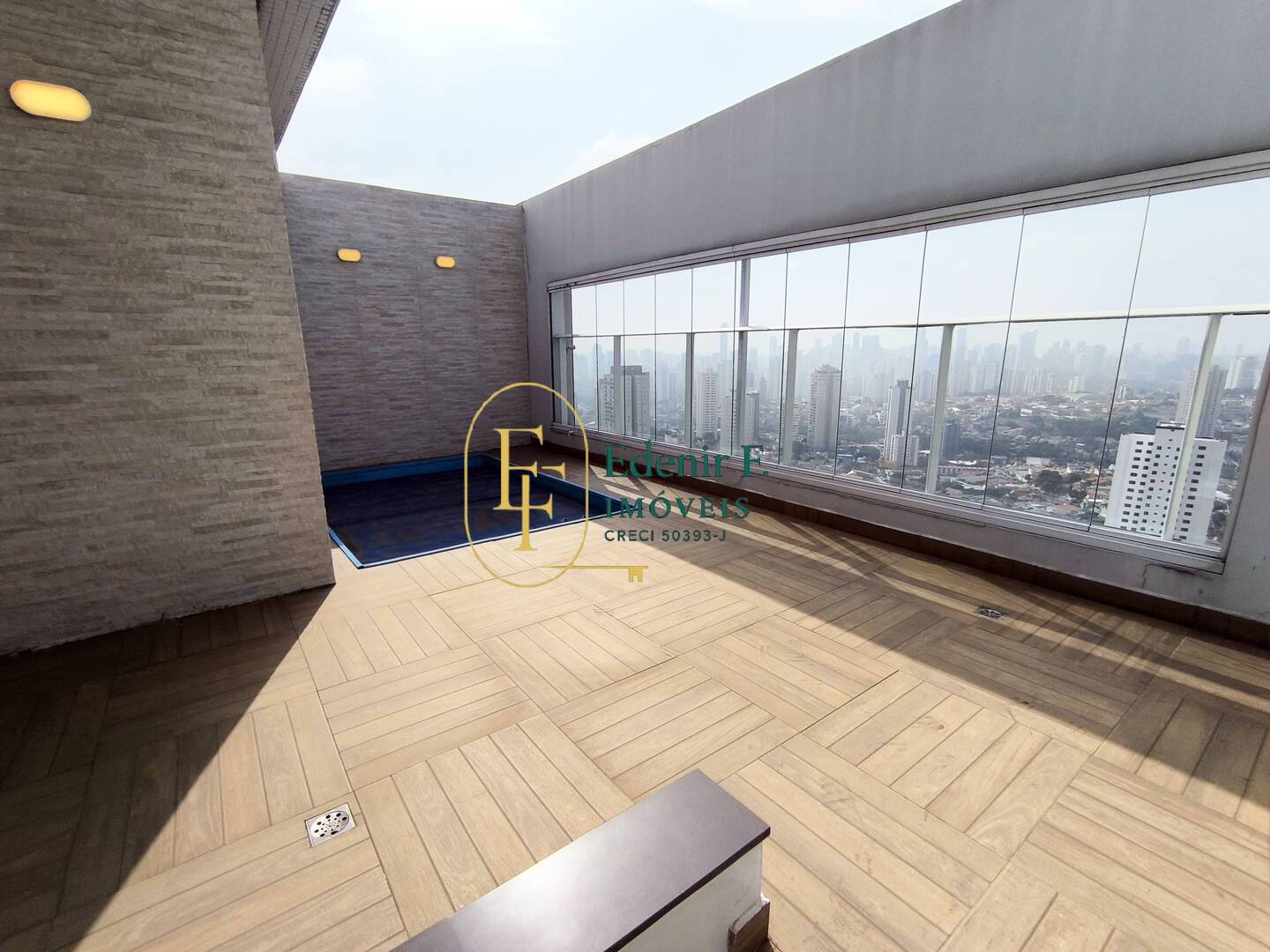 Cobertura, 3 quartos, 215 m² - Foto 1