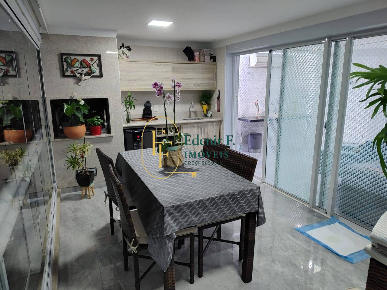 Apartamento, 3 quartos, 124 m² - Foto 2