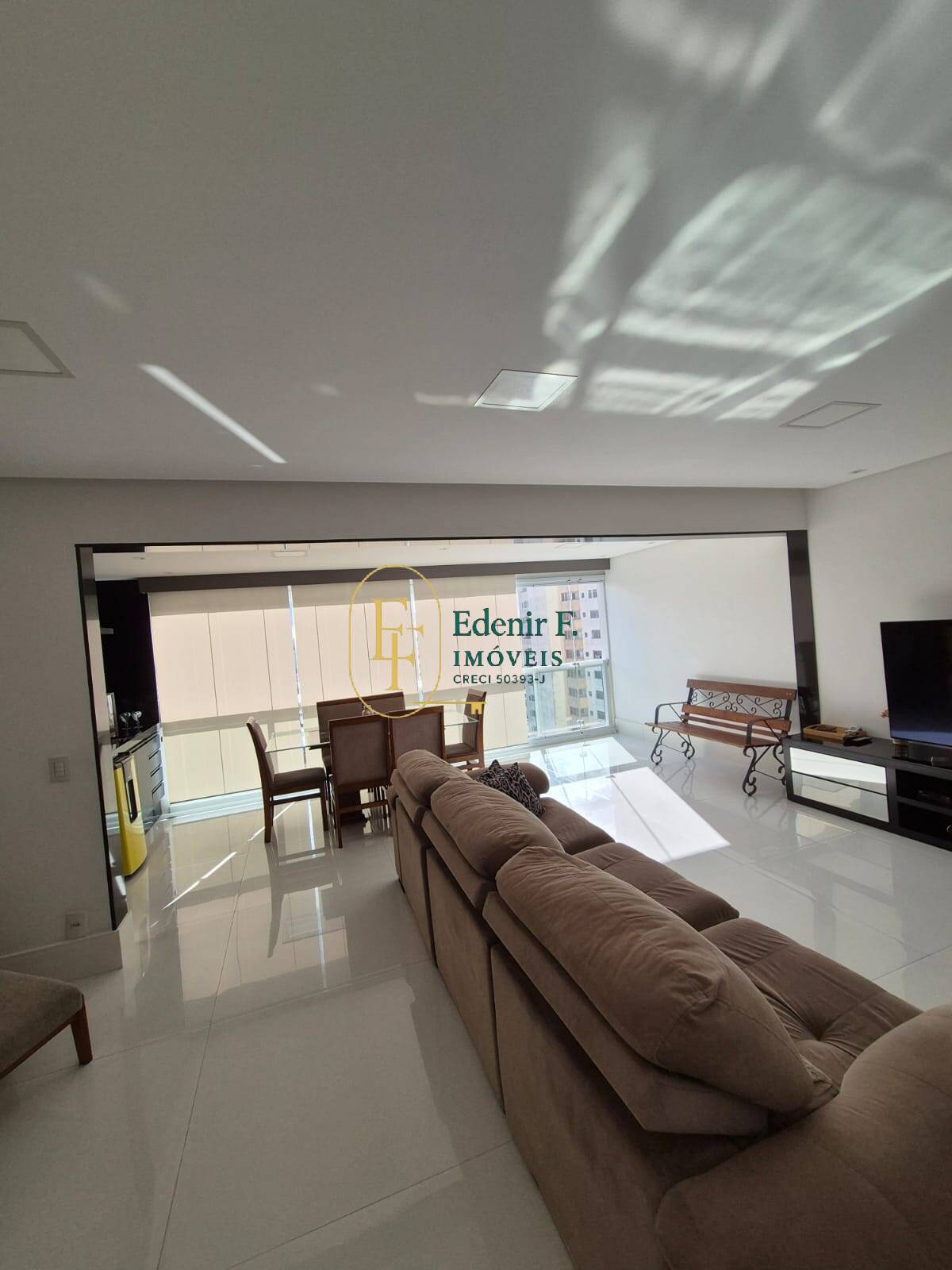 Apartamento, 3 quartos, 110 m² - Foto 2