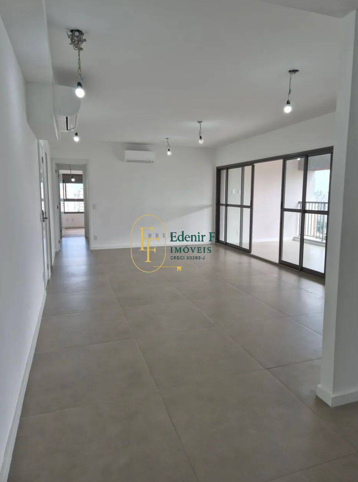 Apartamento, 3 quartos, 139 m² - Foto 3